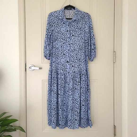 blue giraffe print dress Giraffe dress – Marifé Shop main image 1